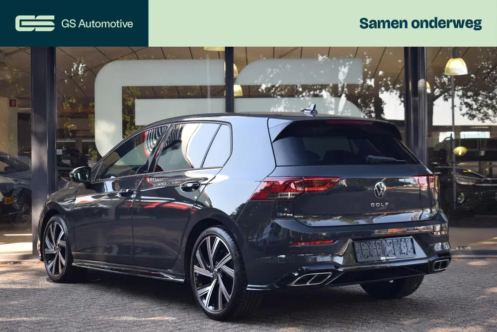 Volkswagen Golf 1.5 eTSI R-Line DSG CARPLAY uit 2024, foto 14