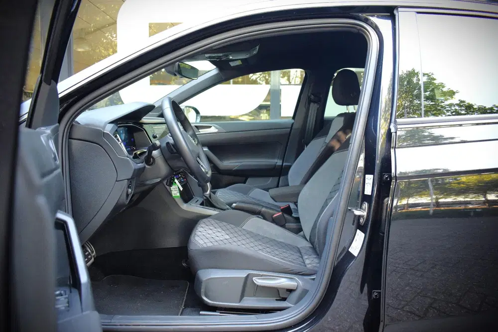 Volkswagen Taigo 1.0 TSI R-Line DSG IQLIGHT uit 2025, foto 4