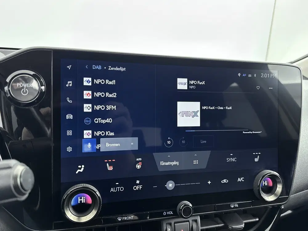 Lexus NX 450h+ AWD Launch Edition uit 2023, foto 6