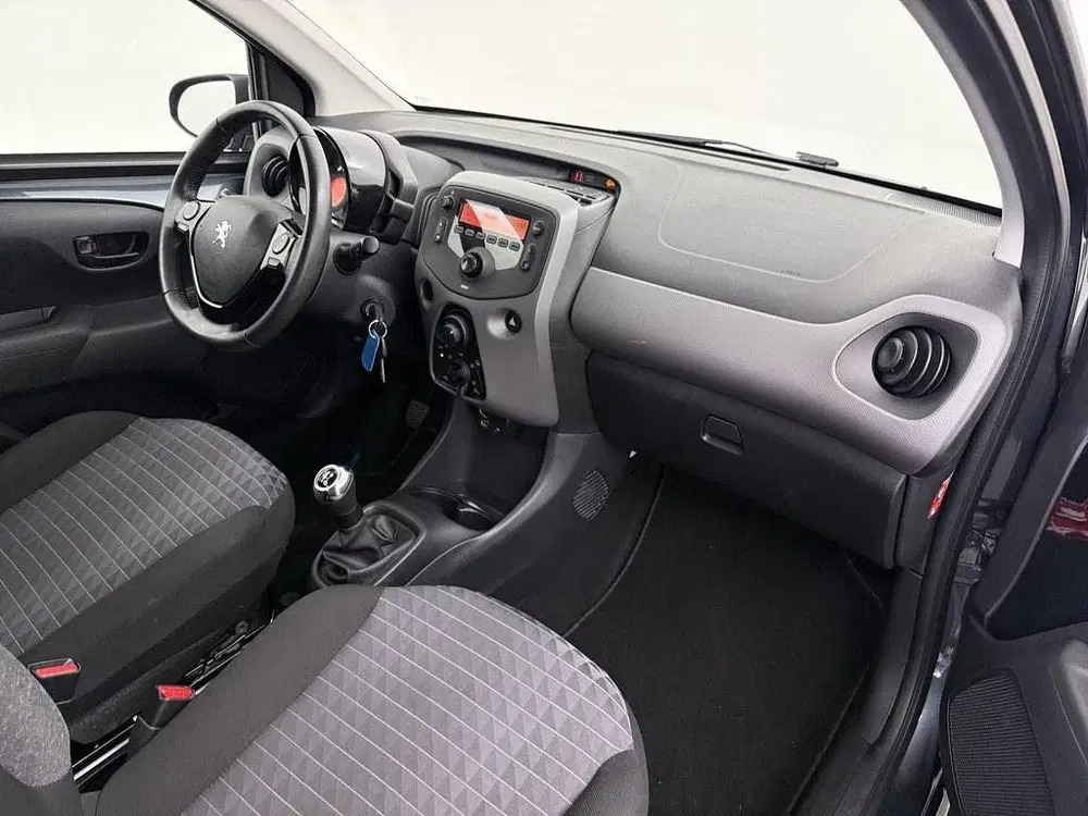 Peugeot 108 1.0 e-VTi 5Drs Active Dynamic Airco uit 2021, foto 14