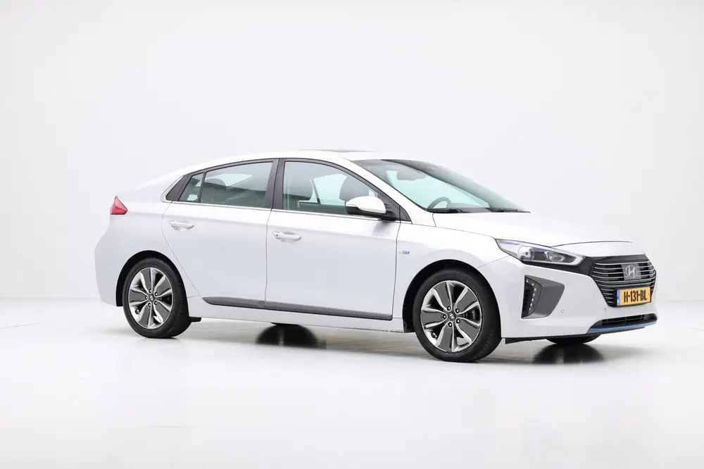Hyundai IONIQ 1.6 GDi Premium Aut. Pano uit 2020, foto 4