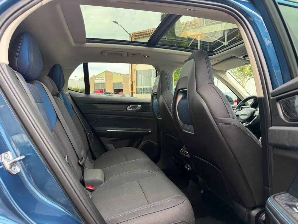 Lynk & Co 01 1.5 AUT uit 2021, foto 12