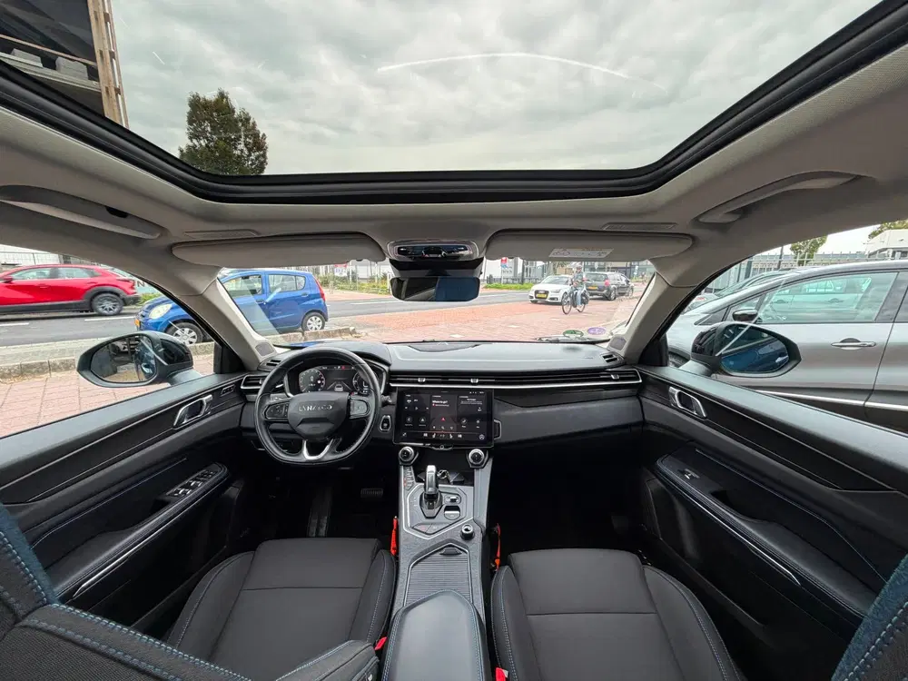 Lynk & Co 01 1.5 AUT uit 2021, foto 2
