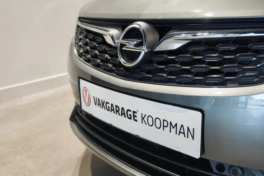 Opel Astra Opel Astra Sports Tourer 1.2 Elegan uit 2020, foto 4