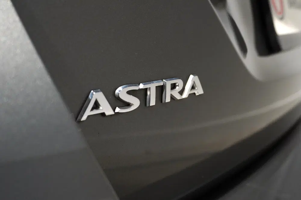 Opel Astra Opel Astra Sports Tourer 1.2 Elegan uit 2020, foto 5