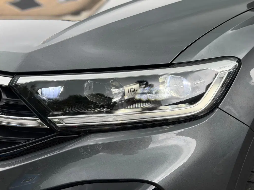 Volkswagen T-Roc 1.5 TSI DSG R-Line uit 2022, foto 8