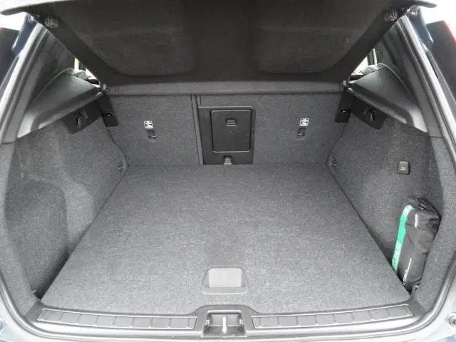 Volvo XC40 1.5 T4 Recharge Inscription Full LED I CAM uit 2021, foto 13