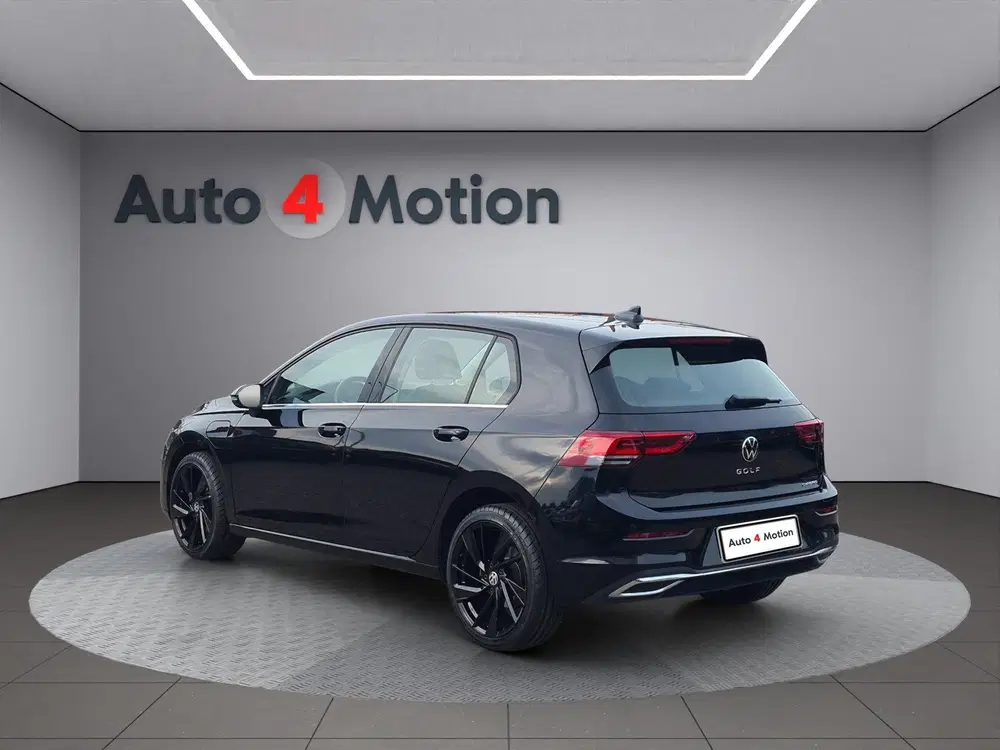 Volkswagen Golf 1.4 eHybrid Full LED+NAVIG+ADDAP CR+GARANT uit 2024, foto 7