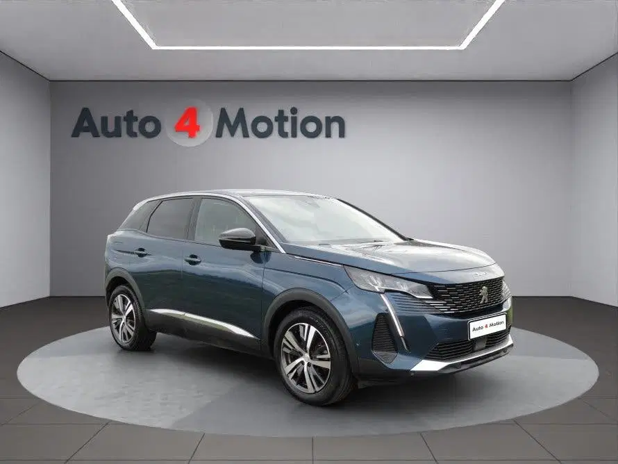 Peugeot 3008 1.2 PureTech Allure Pack FULL LED l NAVIG uit 2022, foto 3