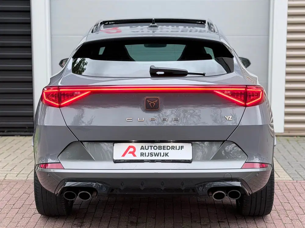Cupra Formentor 2.0 TSI 4DRIVE Pano uit 2022, foto 8