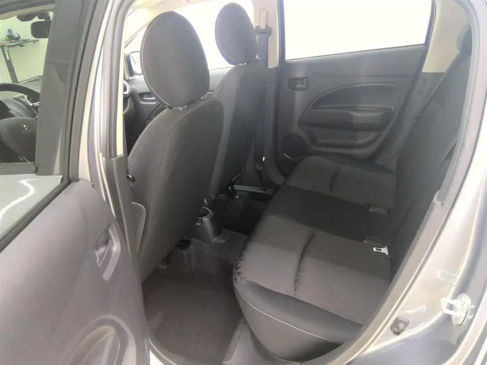 Mitsubishi Space Star 1.2 Intense Automaat uit 2021, foto 4
