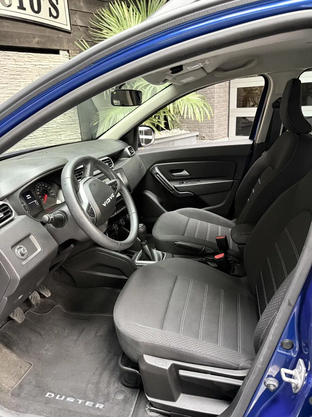 Dacia Duster 1.0 TCe 100 ECO-G Essential uit 2023, foto 9