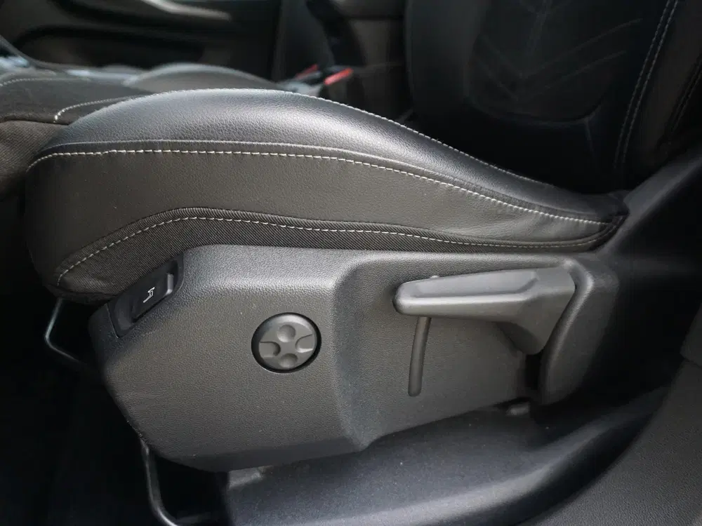 Opel Grandland 1.2 Turbo Ultimate Leder Alcantara uit 2024, foto 10