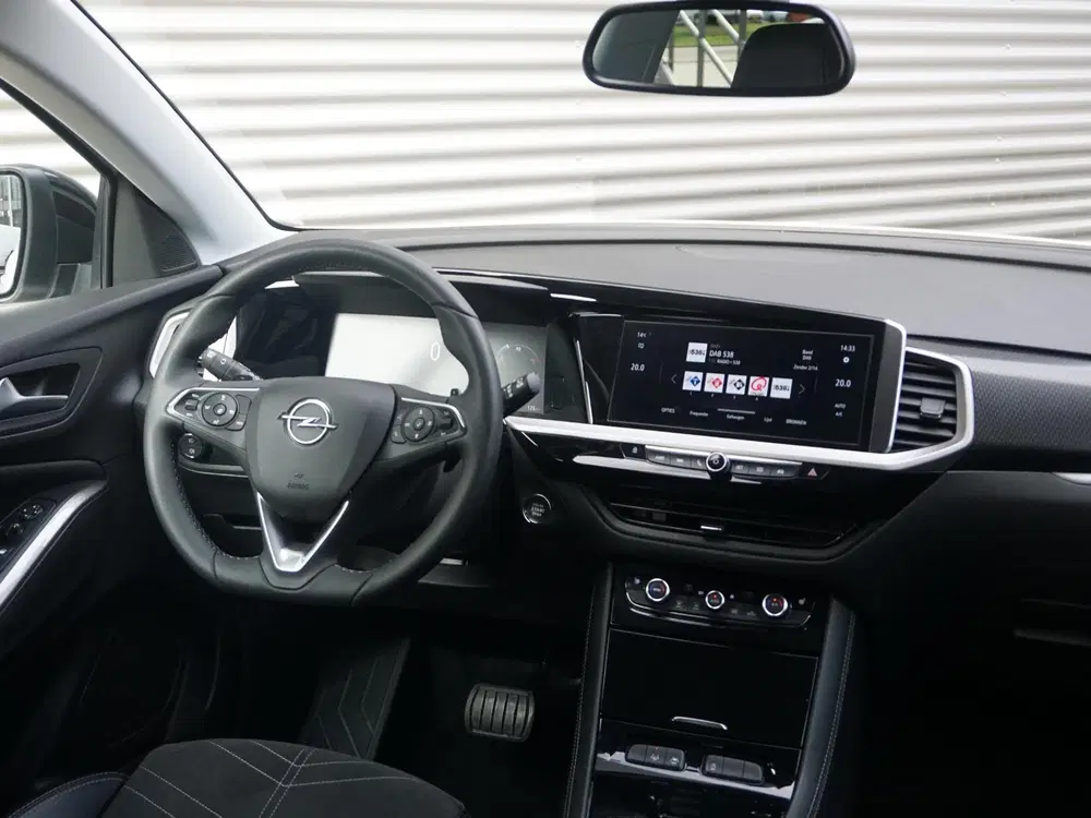 Opel Grandland 1.2 Turbo Ultimate Leder Alcantara uit 2024, foto 13