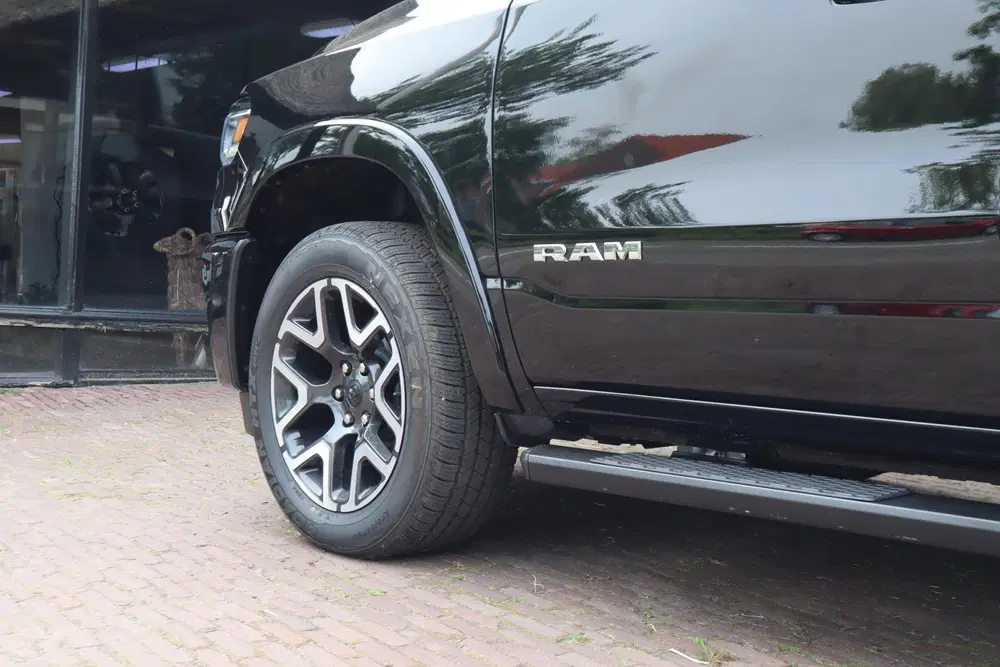 Dodge RAM 2025 3.0L HURRICANE LARAMIE SPORT uit 2024, foto 5