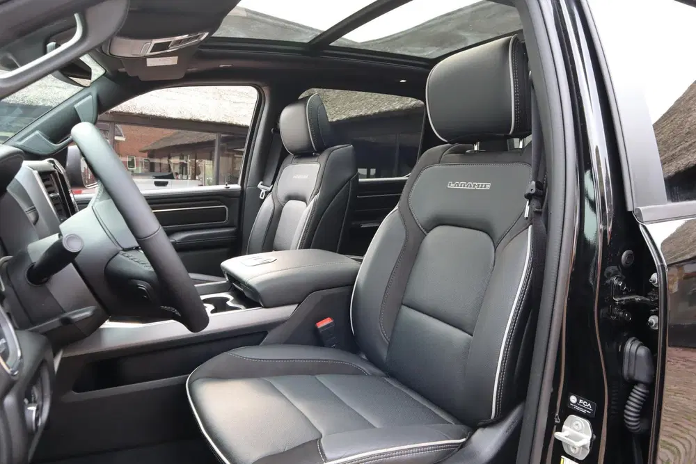 Dodge RAM 2025 3.0L HURRICANE LARAMIE SPORT uit 2024, foto 7