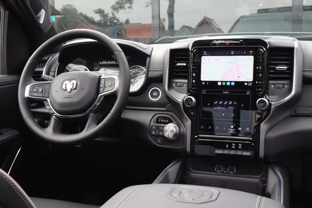Dodge RAM 2025 3.0L HURRICANE LARAMIE SPORT uit 2024, foto 10