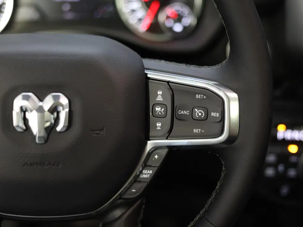 Dodge RAM 2025 3.0L HURRICANE LARAMIE SPORT uit 2024, foto 11