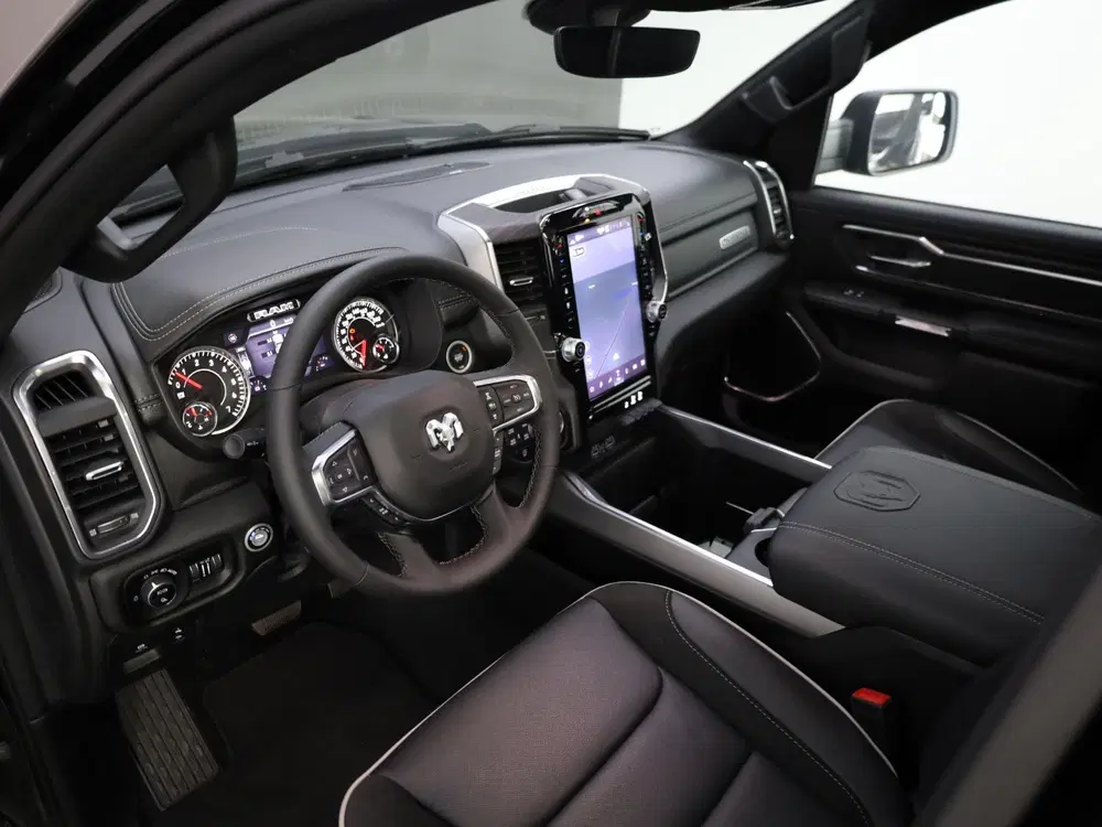 Dodge RAM 2025 3.0L HURRICANE LARAMIE SPORT uit 2024, foto 6