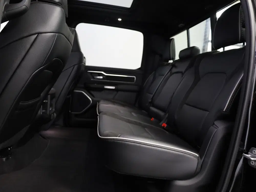 Dodge RAM 2025 3.0L HURRICANE LARAMIE SPORT uit 2024, foto 9