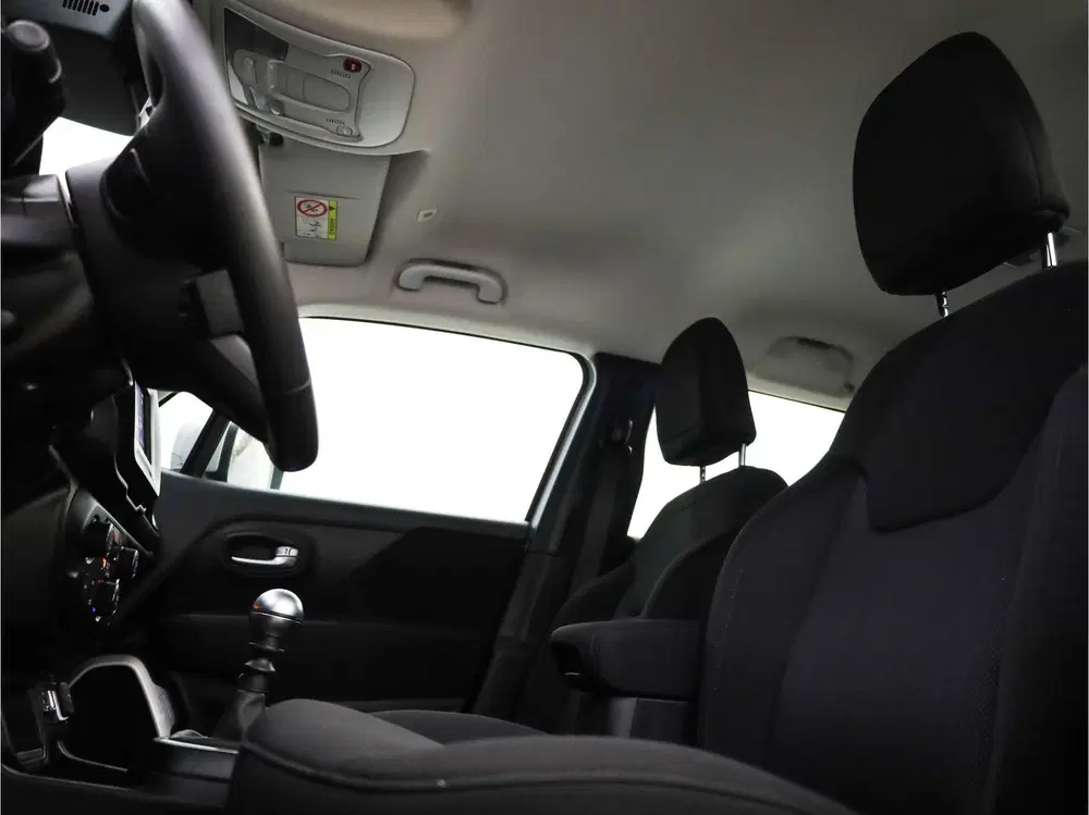 Jeep Renegade 1.0T Longitude uit 2020, foto 8