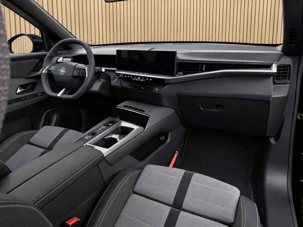 Opel Grandland 1.2 Turbo Hybrid Business Edition uit 2026, foto 3