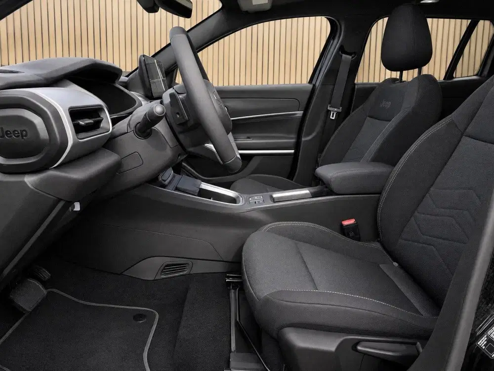 Jeep Avenger 1.2 e-Hybrid Summit uit 2026, foto 11