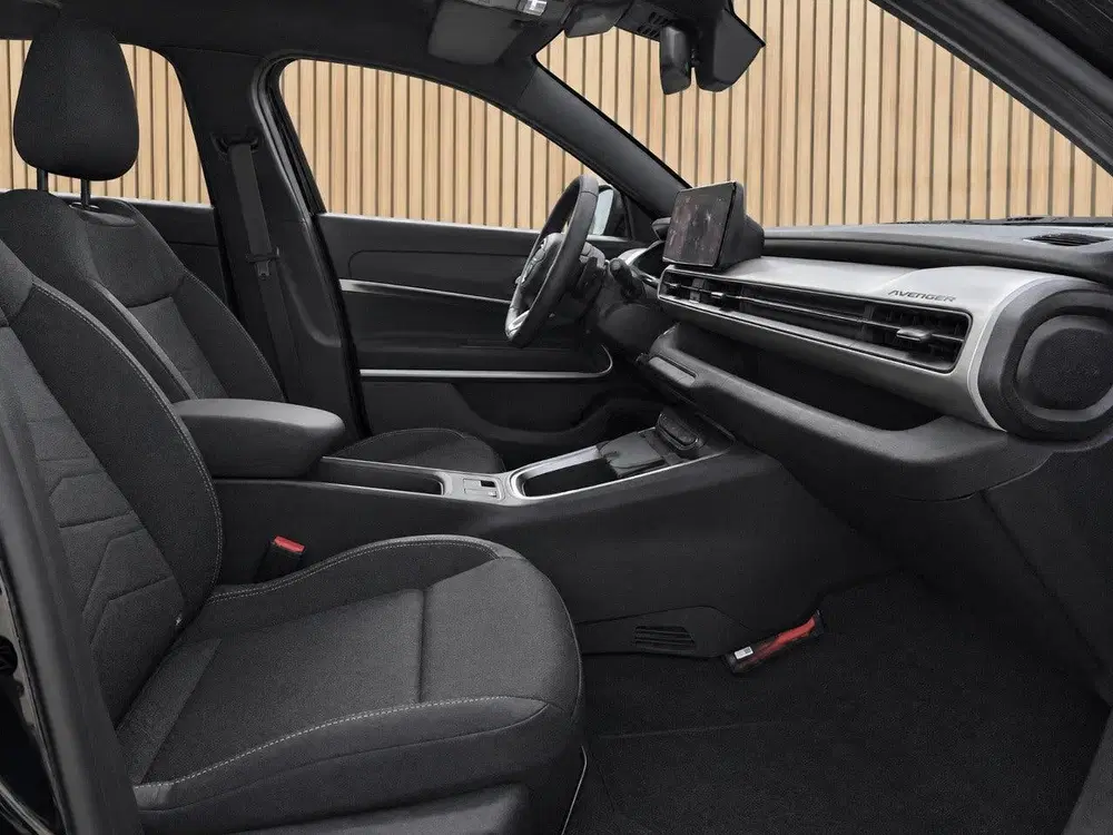 Jeep Avenger 1.2 e-Hybrid Summit uit 2026, foto 7