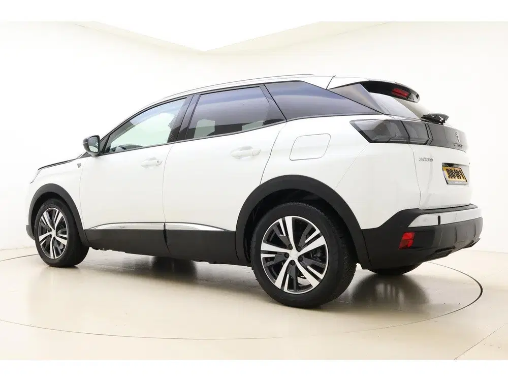 Peugeot 3008 1.6 HYbrid 225pk Automaat Road Trip Plug i uit 2022, foto 14