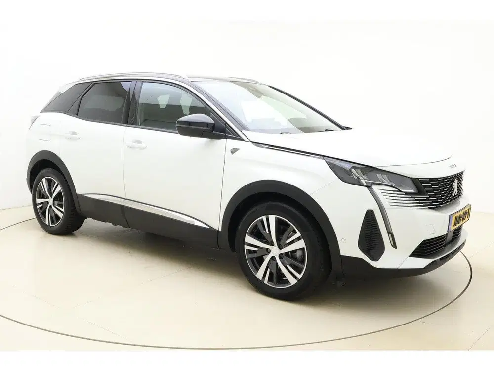 Peugeot 3008 1.6 HYbrid 225pk Automaat Road Trip Plug i uit 2022, foto 9
