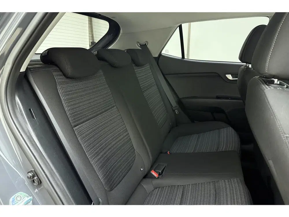 Kia Stonic 1.0 T-GDi MHEV DynamicPlusLine uit 2021, foto 15