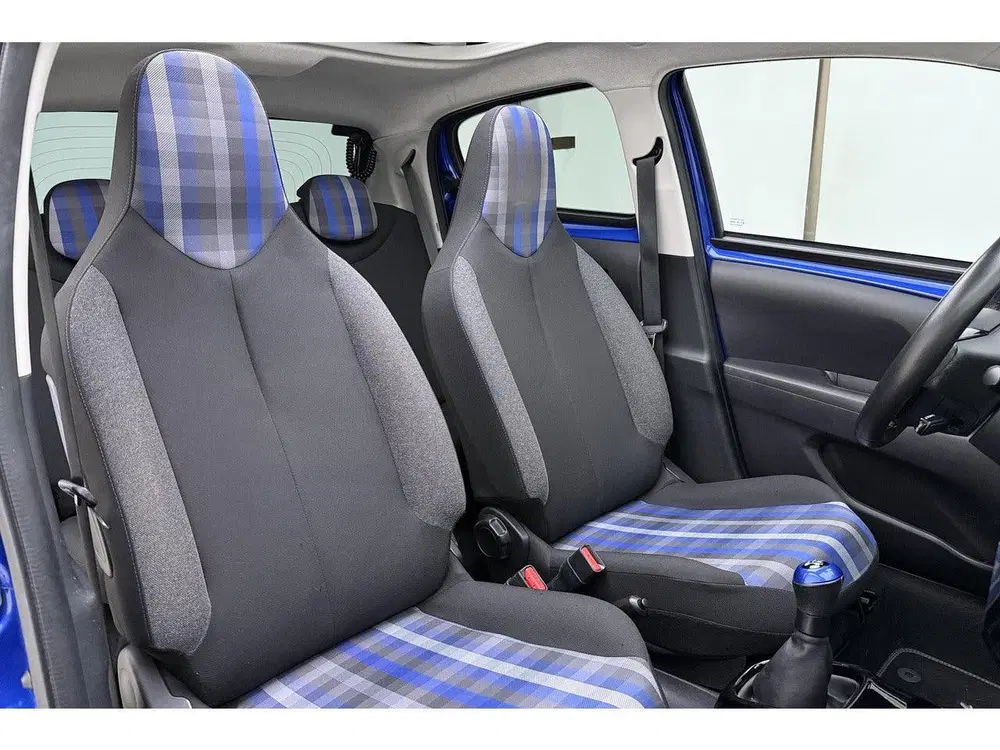 Peugeot 108 1.0 e-VTi Allure TOP uit 2020, foto 12