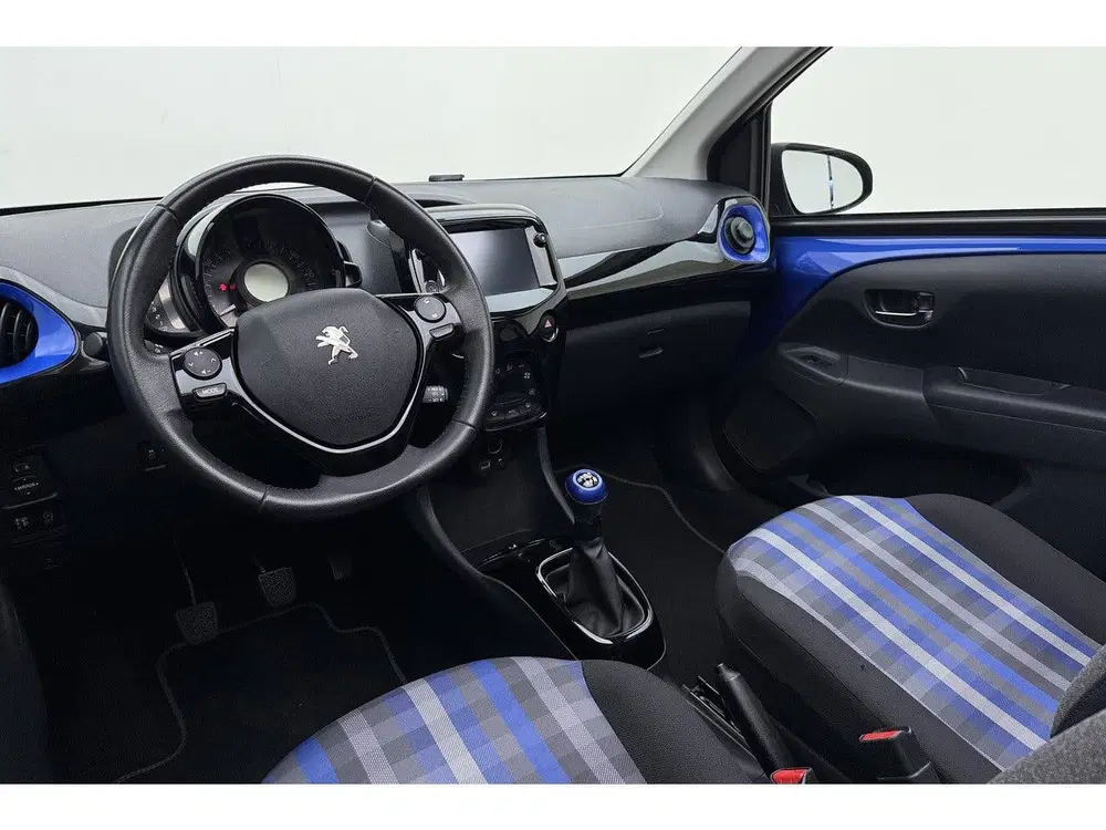 Peugeot 108 1.0 e-VTi Allure TOP uit 2020, foto 3