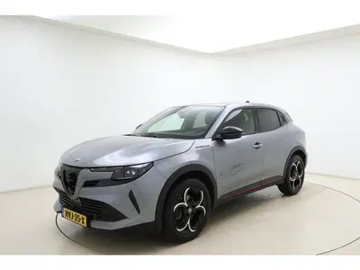 Alfa Romeo Junior 1.2 Turbo 145pk Hybrid Automaat Ibrida Spe uit 2025