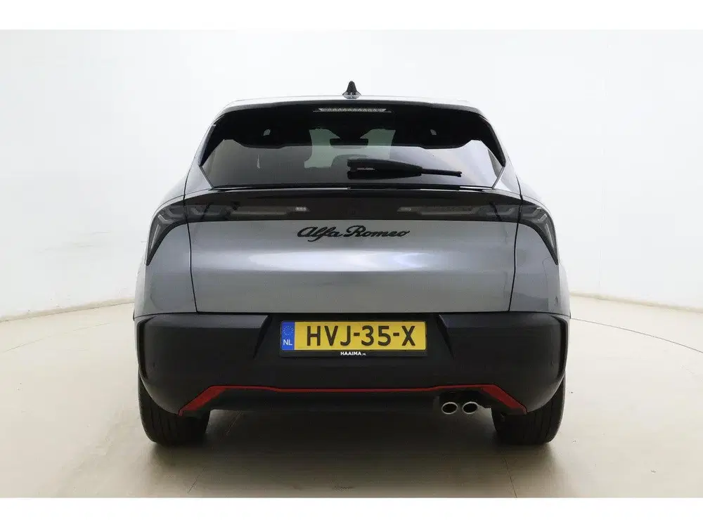 Alfa Romeo Junior 1.2 Turbo 145pk Hybrid Automaat Ibrida Spe uit 2025, foto 13