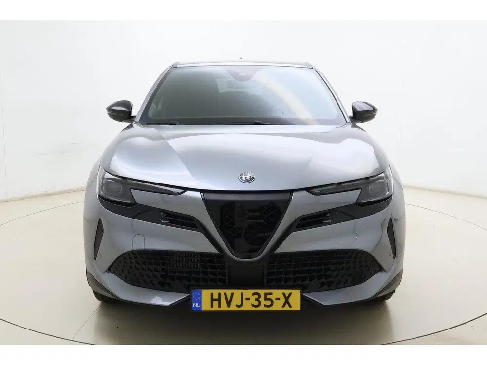 Alfa Romeo Junior 1.2 Turbo 145pk Hybrid Automaat Ibrida Spe uit 2025, foto 6