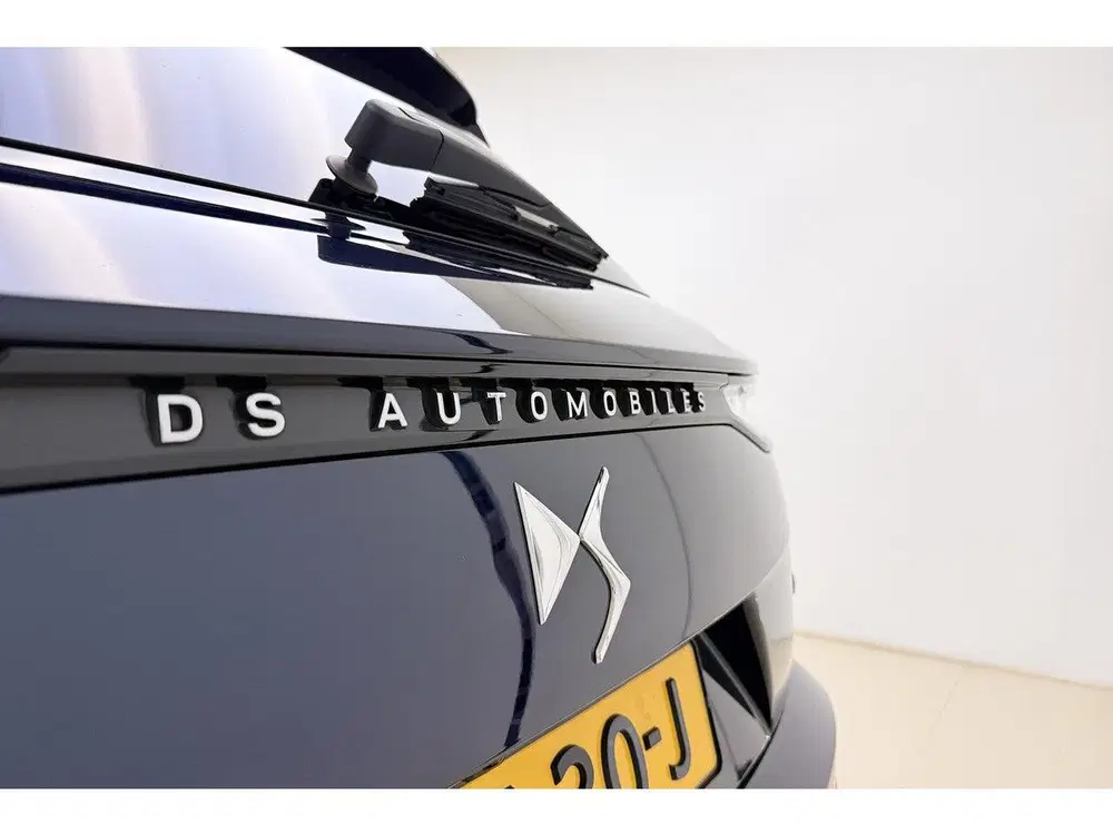 DS Automobiles DS 7 DS DS 7 1.6 PHEV 300pk 4x4 Automaat Etoile uit 2025, foto 15