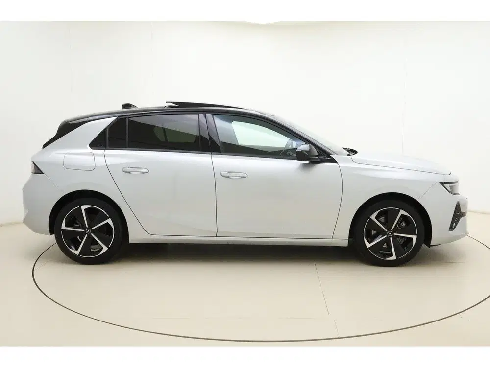 Opel Astra 1.2 Turbo 145pk Hybrid Automaat GS uit 2025, foto 10