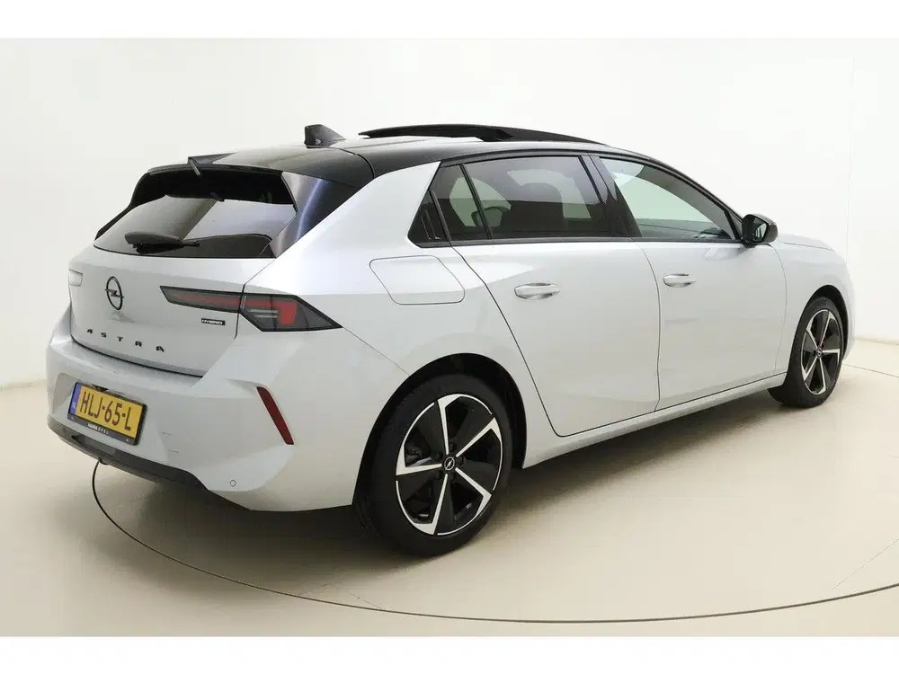 Opel Astra 1.2 Turbo 145pk Hybrid Automaat GS uit 2025, foto 2