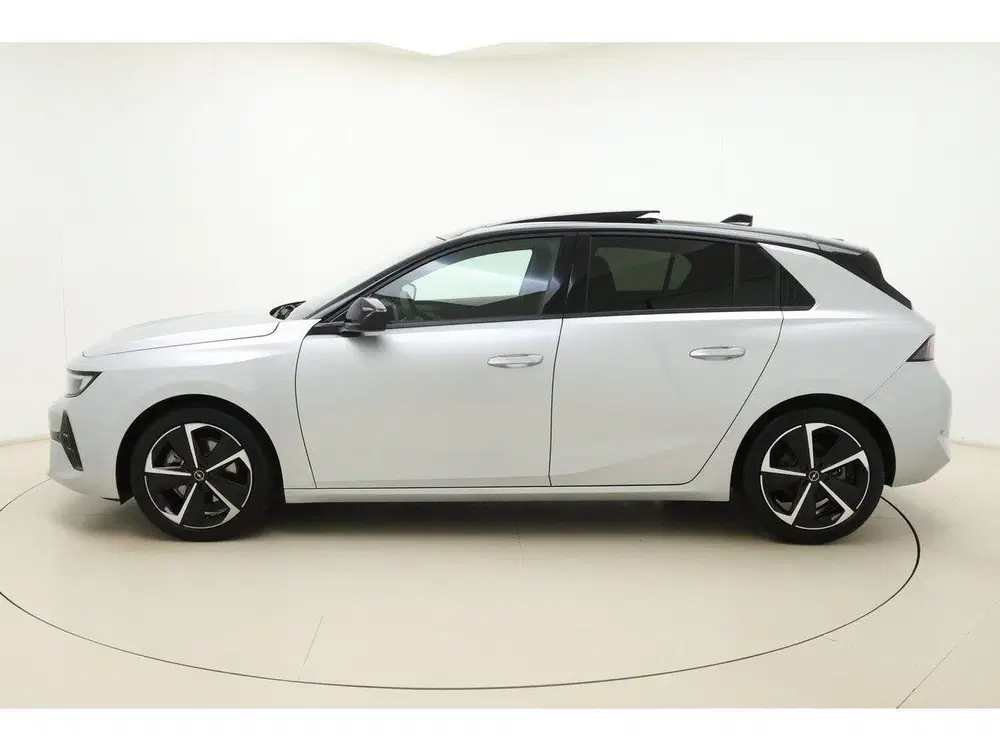 Opel Astra 1.2 Turbo 145pk Hybrid Automaat GS uit 2025, foto 5