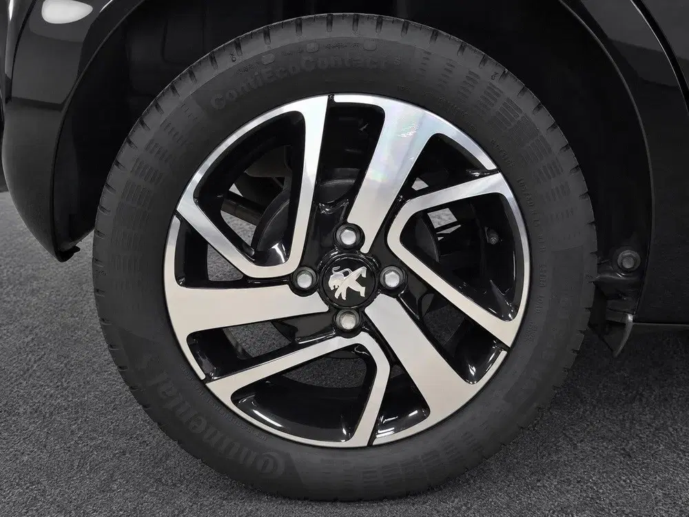 Peugeot 108 1.0 e-VTi Allure Camera uit 2021, foto 9