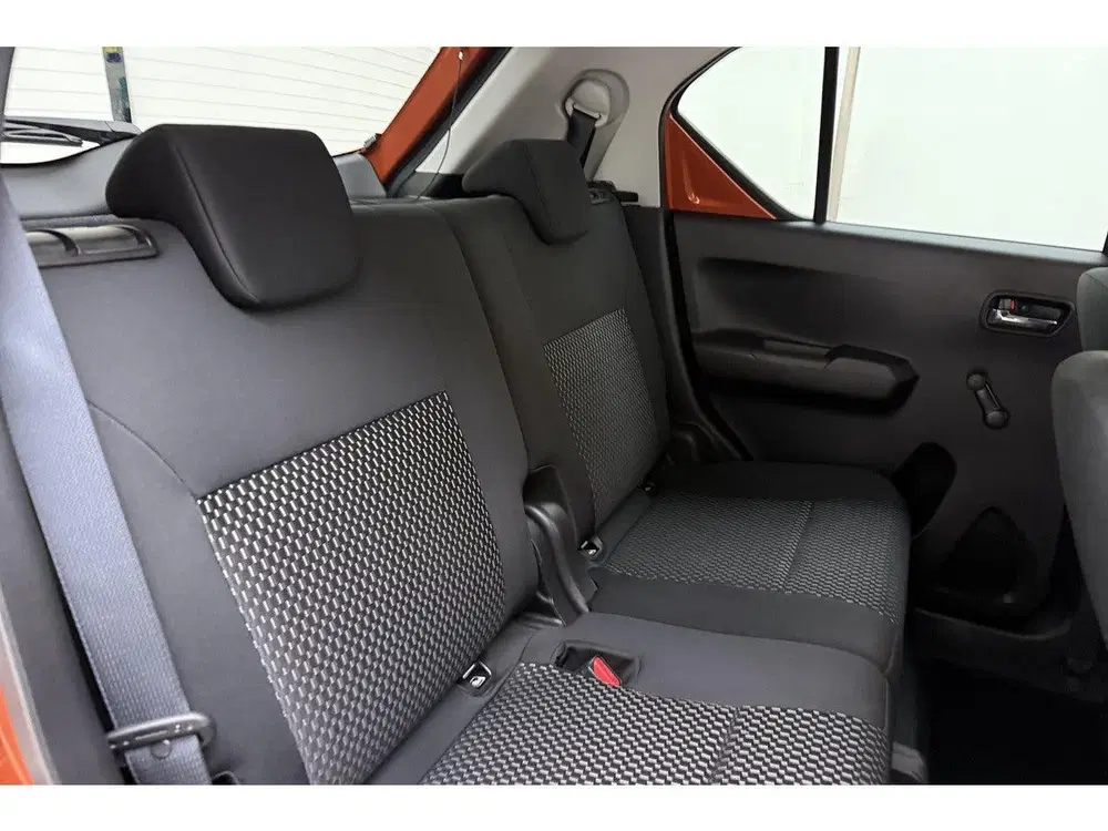 Suzuki Ignis 1.2 Smart Hybrid Select 83pk uit 2023, foto 14