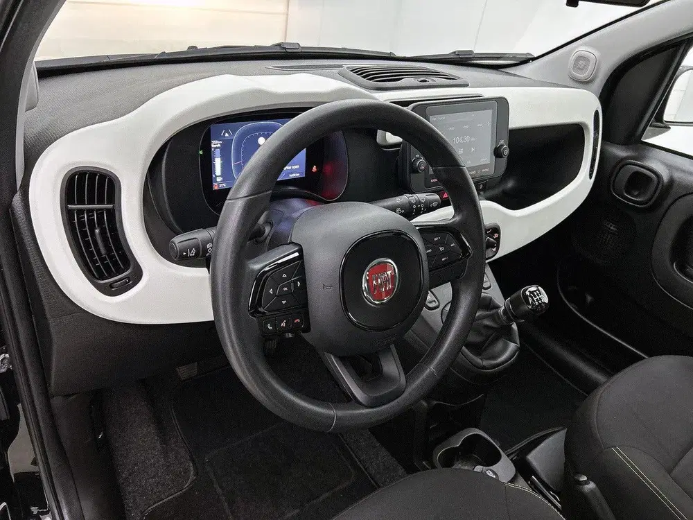 Fiat Panda 1.0 70pk Hybrid Cross uit 2025, foto 10