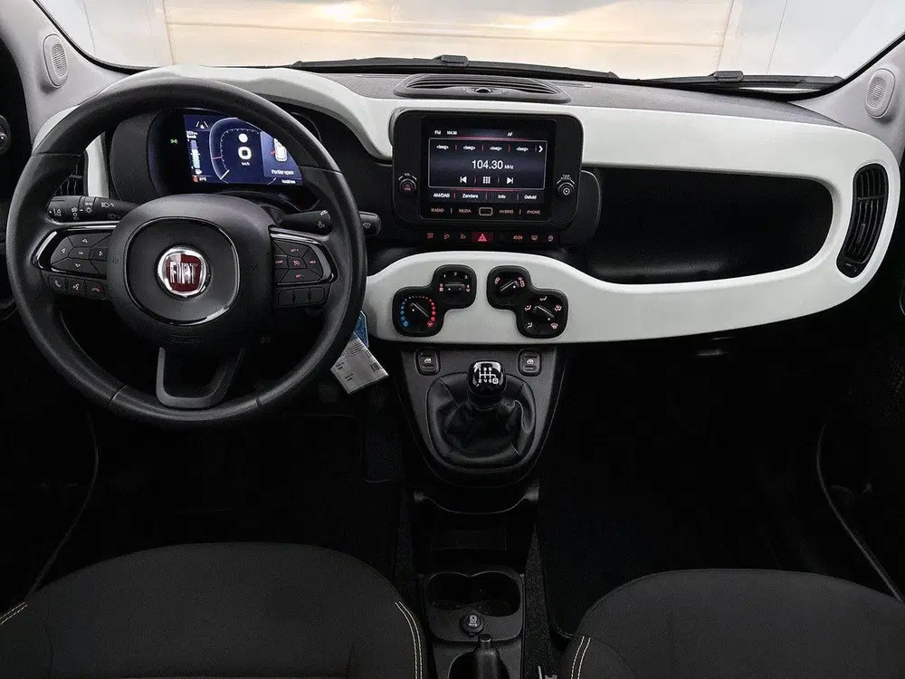 Fiat Panda 1.0 70pk Hybrid Cross uit 2025, foto 11