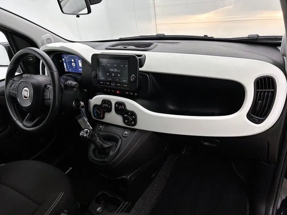 Fiat Panda 1.0 70pk Hybrid Cross uit 2025, foto 12