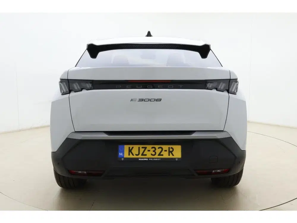 Peugeot 3008 Allure Avantage 210pk 73 kWh uit 2026, foto 11