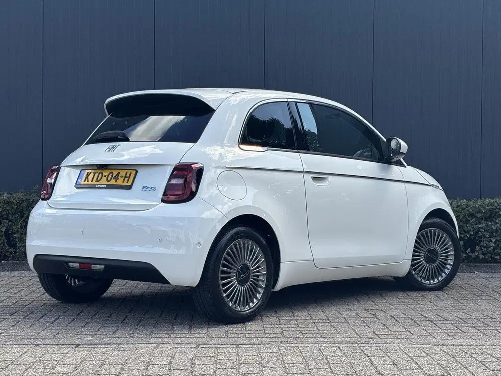 Fiat 500e Icon 42 kWh uit 2023, foto 3