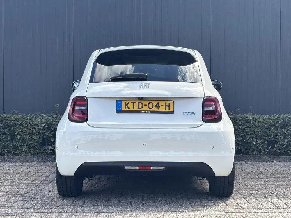 Fiat 500e Icon 42 kWh uit 2023, foto 6