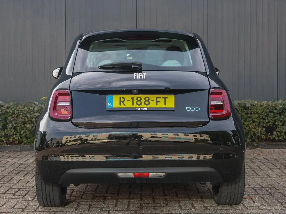 Fiat 500 E La Prima 42kWh uit 2022, foto 7