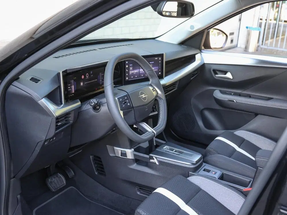 Opel Frontera Electric GS 54 kWh 113pk uit 2025, foto 10